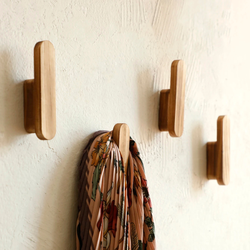 Cabideiros de Parede Rústicos em Madeira – Ganchos Decorativos Artesanais para Entrada, Quarto e Banheiro