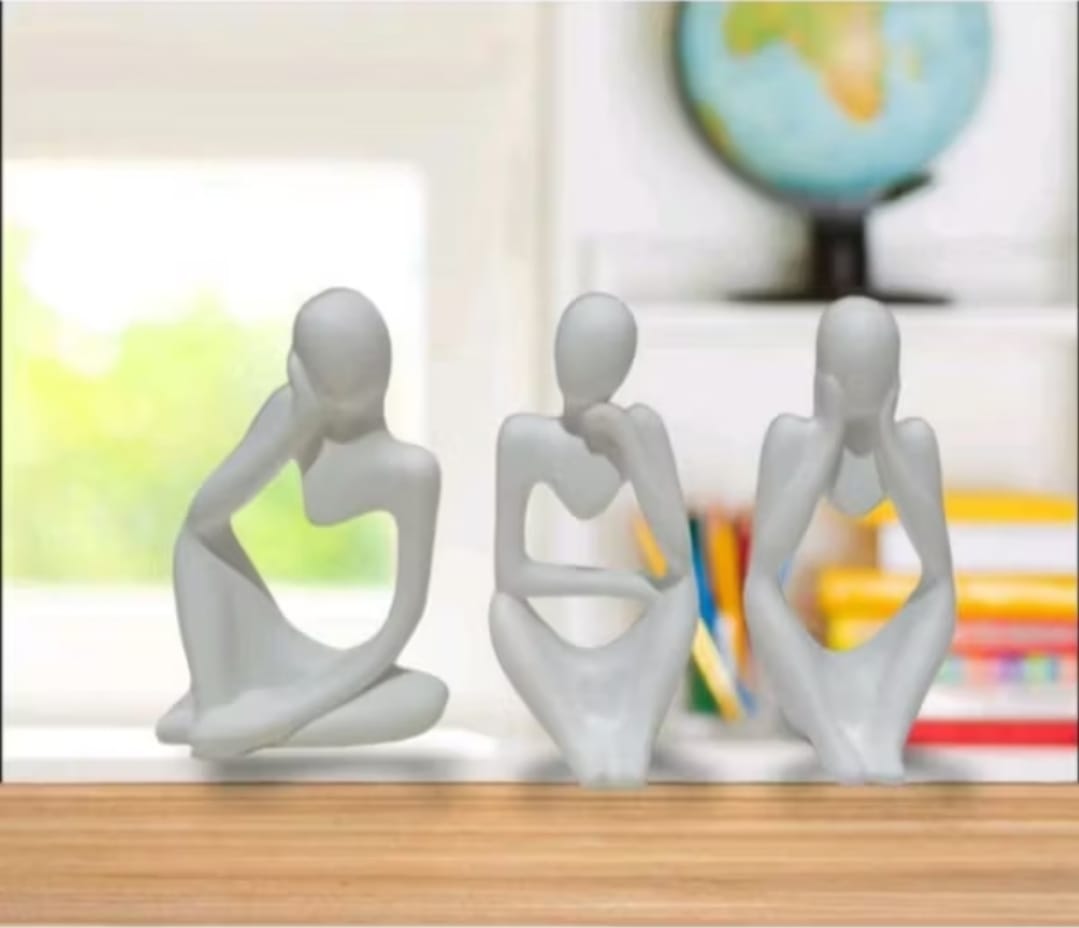 Três Estatuetas O Pensador