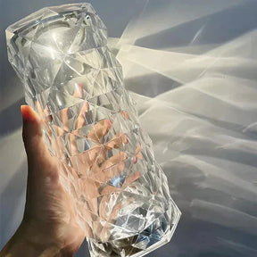 Luminária de Mesa Cristal LED – 16 Cores RGB com Toque Sensível e Carregamento USB