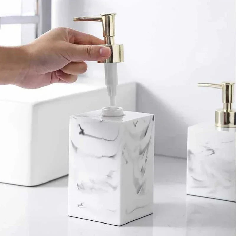Dispenser de Sabonete em Resina Marmorizada – Elegância e Funcionalidade para Banheiros Modernos