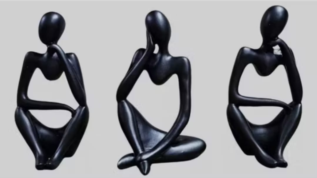 Três Estatuetas O Pensador